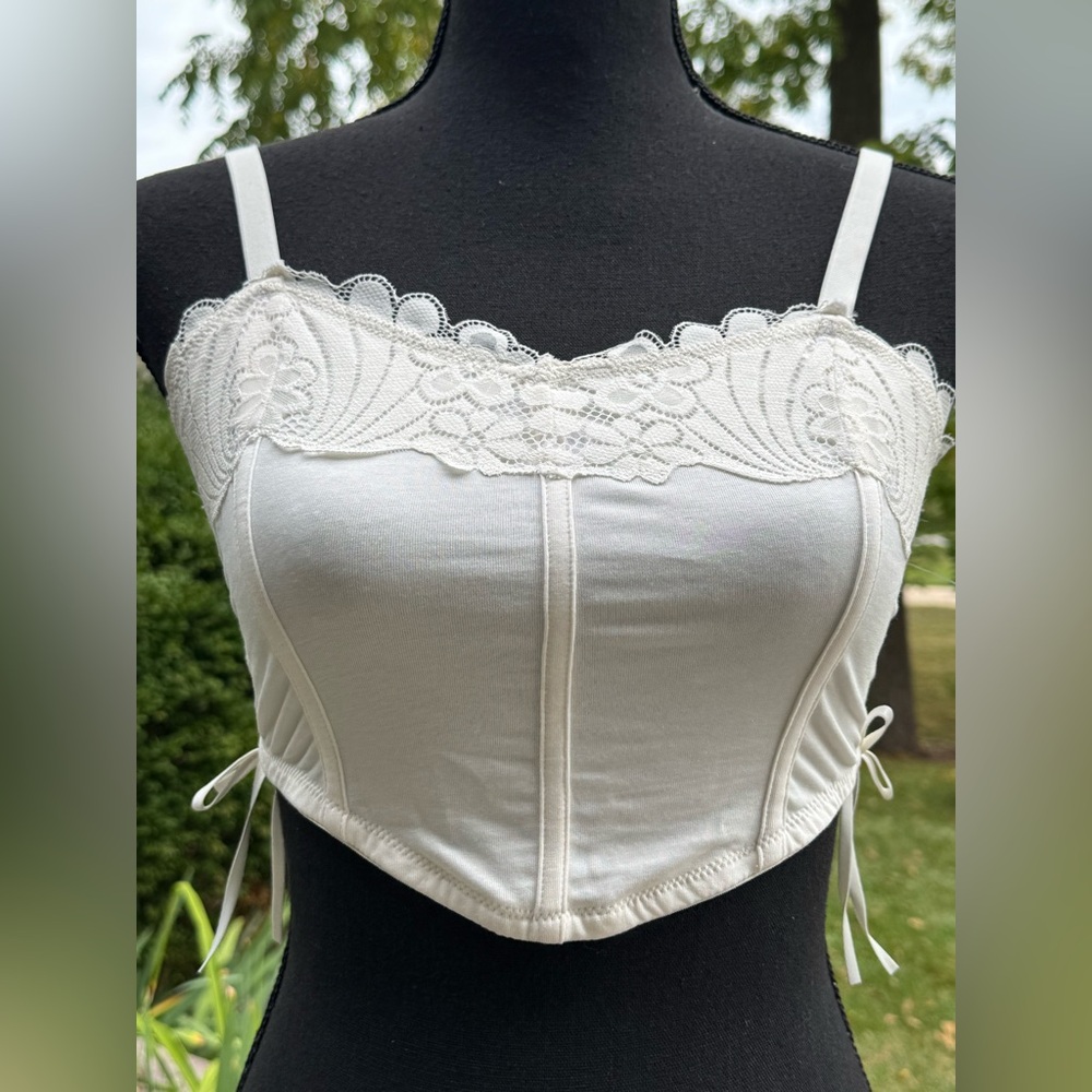 Colsie White Lace Bustier Crop Bra